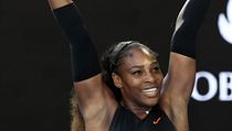 Amerianka Serena Williamsov slav postup do finle Australian Open.