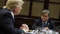 Steve Bannon (vpravo) a Donald Trump (vlevo). | na serveru Lidovky.cz | aktuální zprávy
