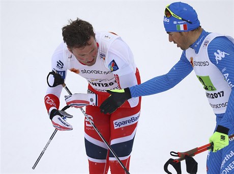 Norský finimen Emil Iversen (vlevo) skonil a tvrtý, pestoe tsn ped...