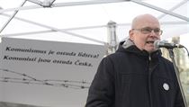 Petr Marek z iniciativy Bez komunistů.cz vystoupil na shromáždění, které... | na serveru Lidovky.cz | aktuální zprávy