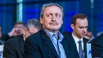 Martin Stropnický na sjezdu ANO. | na serveru Lidovky.cz | aktuální zprávy