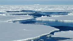 Moský led na Arktid.