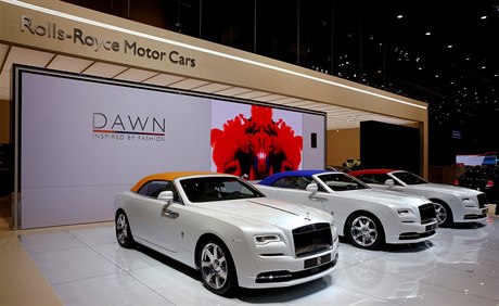 Automobilka Rolls-Royce Motor Cars pedstavila nový model Dawn - inspirováno...