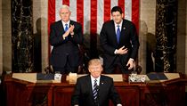 Prezident Trump vedl prvn projev ped spojenmi komorami americkho Kongresu.