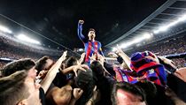 Lionel Messi jako kapitán ční na vrcholu fanouškovské pyramidy. | na serveru Lidovky.cz | aktuální zprávy