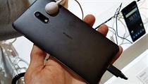 Nokia 6 je zatm nejvybavenj model finsk znaky, kter na veletrhu MWC...