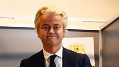 Geert Wilders volí v parlamentních volbách v Nizozemsku