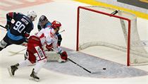 Čtvrtfinále play off hokejové extraligy - 5. zápas: HC Oceláři Třinec - Piráti... | na serveru Lidovky.cz | aktuální zprávy