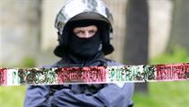 Policejní zásah ve squatu Cibulka. | na serveru Lidovky.cz | aktuální zprávy