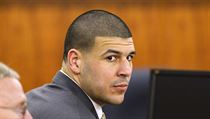 Bývalá hvězda NFL Aaron Hernandez u soudu. | na serveru Lidovky.cz | aktuální zprávy