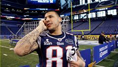 Aaron Hernandez v dresu Patriots. V roce 2015 byl odsouzen na doivotí za...
