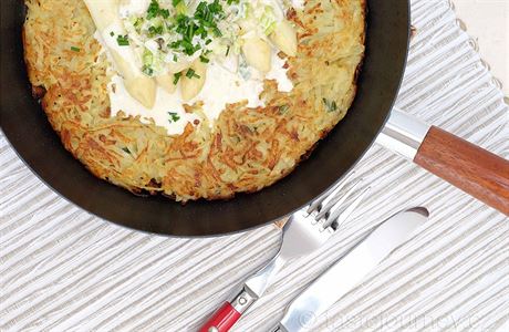 Chřest se smetanovou omáčkou na rösti | na serveru Lidovky.cz | aktuální zprávy