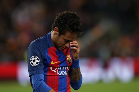 Barcelona - Juventus, zklamaný domácí útoník Neymar.