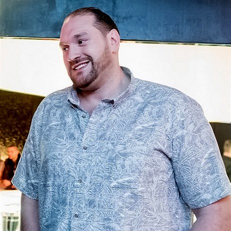 Obtloustlý Tyson Fury touí po ukonení nejistoty.