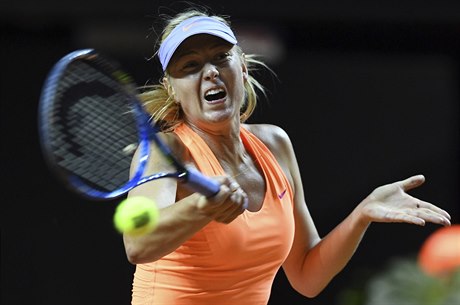 Maria arapovová na turnaji ve Stuttgartu.