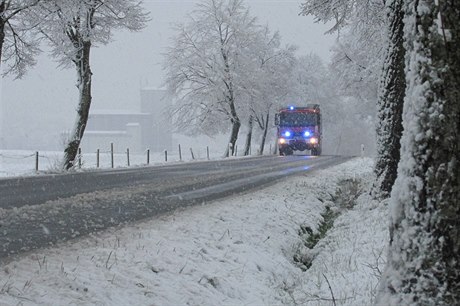 Na silnicích v Jihoeském kraji je vyhláen kalamitní stav.