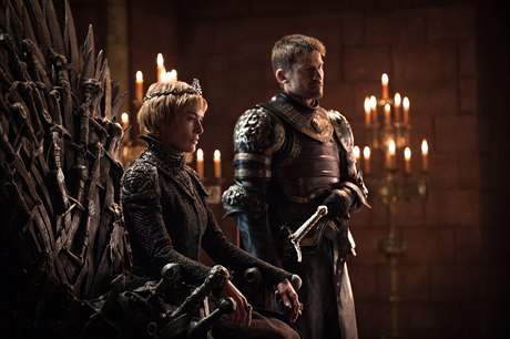 Sedmá ada seriálu Hra o trny: královna Cersei Lannister (Lena Headeyová) a...