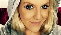 Hymnu nazpívala německá zpěvačka Natalie Horlerová ze skupiny Cascada. | na serveru Lidovky.cz | aktuální zprávy