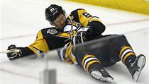 Faulovaný Sidney Crosby. | na serveru Lidovky.cz | aktuální zprávy