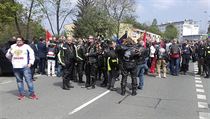 Ruští motorkáři z klubu Noční vlci spolu s dalšími sympatizanty uctili na... | na serveru Lidovky.cz | aktuální zprávy
