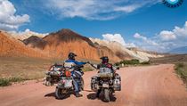 Zpět v sedlech našich motorek překrásnou cestou k jezeru Song-Kul. Kyrgyzstán. | na serveru Lidovky.cz | aktuální zprávy