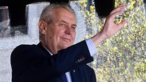 Třetí den návštěvy Miloše Zemana v Libereckém kraji. Přijel do Doks. | na serveru Lidovky.cz | aktuální zprávy