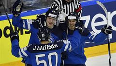 MS v hokeji 2017, Finsko vs. USA:  Joonas Kamppainen (uprosted elem) slaví...