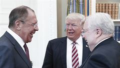 Ruský ministr zahranií Sergej Lavrov, americký prezident Donald Trump a ruský...