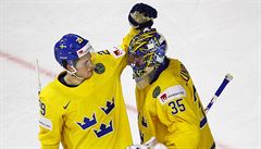 William Nylander chválí Henrika Lundqvista za pedvedený výkon.