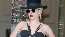 Proboha proč? Tato otázka se často vloudí, když člověk vidí outfity Lady Gaga. | na serveru Lidovky.cz | aktuální zprávy