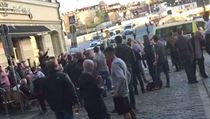 Fanoušci Manchesteru United zpívají protiteroristický chorál. | na serveru Lidovky.cz | aktuální zprávy