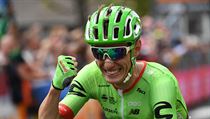 Francouzský cyklistka Pierre Rolland slaví triumf v 17. etapě Giro d’Italia... | na serveru Lidovky.cz | aktuální zprávy