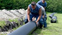 Pivovod na festival Wacken má průměr jak český ropovod Družba. Pivovod na festival Wacken má průměr jak český ropovod Družba.