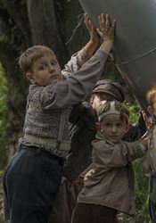 Po strništi s úspěchem. Svěrákovi s novinkou v kinech zabodovali Snímek Po strništi bos (2017). Režie Jan Svěrák. | na serveru Lidovky.cz | aktuální zprávy