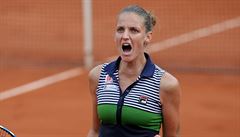 Karolína Plíková v semifinále French Open proti Simon Halepové.