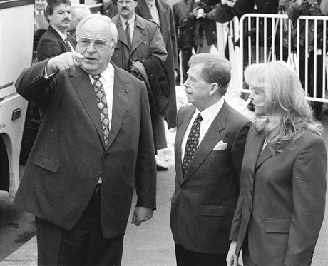 Helmut Kohl, Václav Havel a Dagmar Havlová.