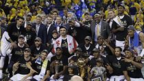 Basketbalisté Golden State slaví mistrovský titul v NBA. | na serveru Lidovky.cz | aktuální zprávy