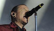 Hlavn zpvk americk skupiny Linkin Park Chester Bennington 11. ervna v...