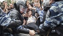 Moskevský protest jako součást celonárodní vlny začal oficiálně v 13:00 SELČ.... | na serveru Lidovky.cz | aktuální zprávy