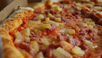 Pizza Hawai. Výtvor kanadského Řeka Sama Panopoulose, který bránil i premiér... | na serveru Lidovky.cz | aktuální zprávy