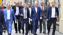 Zaorálek, Sobotka a chovanec na cestě na programovou konferenci ČSSD. | na serveru Lidovky.cz | aktuální zprávy