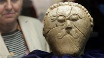 Opuková hlava keltského heróa nalezená v r.1943 v Mšeckých Žehrovicích. | na serveru Lidovky.cz | aktuální zprávy