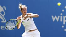 Kristna Plkov postoupila v Eastbourne do druhho kola.