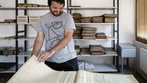 Archivář Jiří Papež z oblastního archivu v Litoměřicích má na starosti přípravu... | na serveru Lidovky.cz | aktuální zprávy