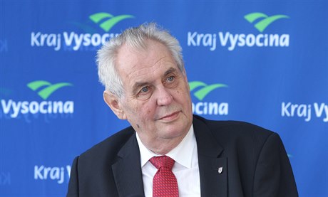 Prezident na tiskové konferenci na závr své návtvy kraje Vysoina.