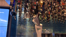 Tipsy Robot bar v Las Vegas | na serveru Lidovky.cz | aktuální zprávy