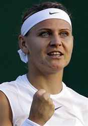 Tahanice o Plekance. ‚Jsem pro Kometu, ale s Jágrem to bude tvrdý boj,‘ říká Šafářová Wimbledon 2017: Lucie Šafářová slaví postup do 2. kola. | na serveru Lidovky.cz | aktuální zprávy