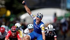 Marcel Kittel slaví triumf v 6. etap Tour de France 2017.