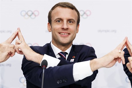 Francouzský prezident Emmanuel Macron v Lausanne pi podpoe kandidatury Paíe...