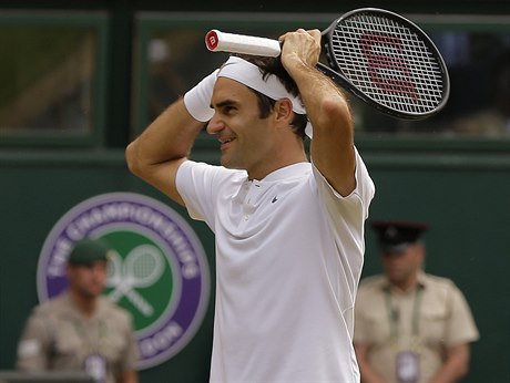 Roger Federer jako by nevil, co práv dokázal.